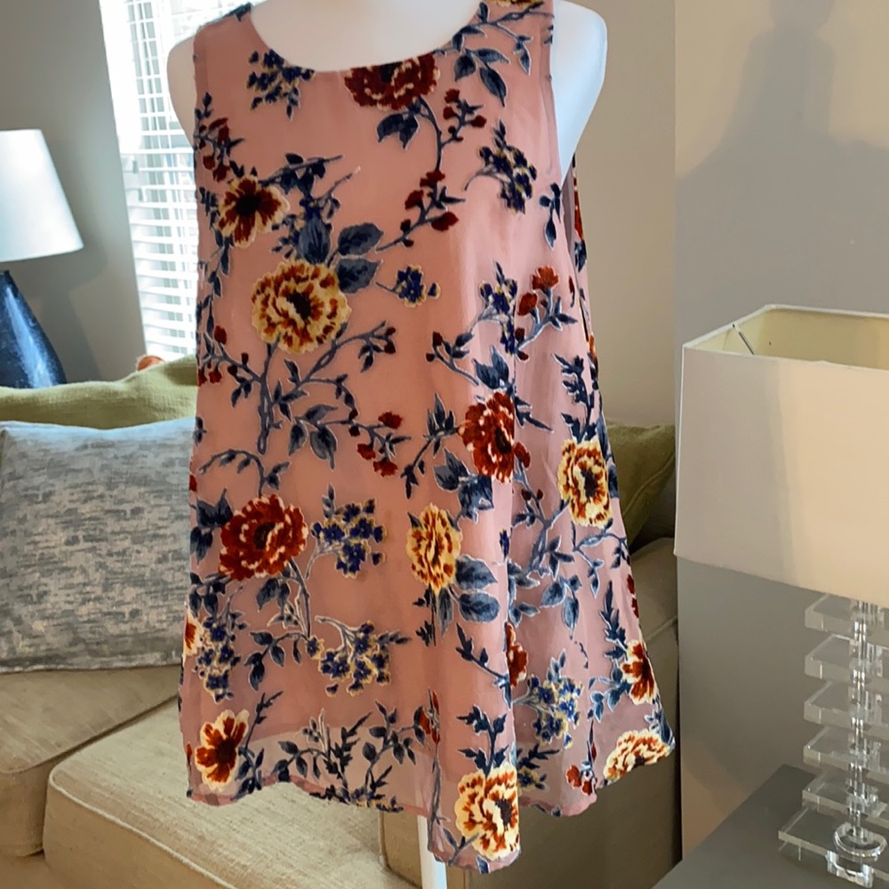 Gorgeous, On-Trend, Floral Top. Women's XL. Tunic.